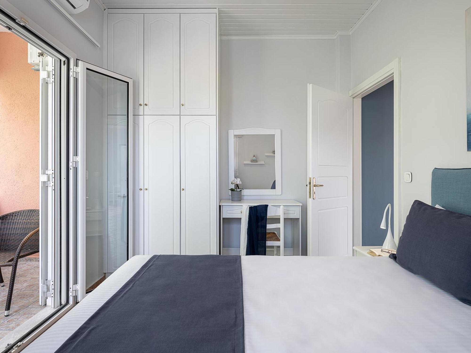 Elena Seafront Luxury Apartments Almirída Szoba fotó