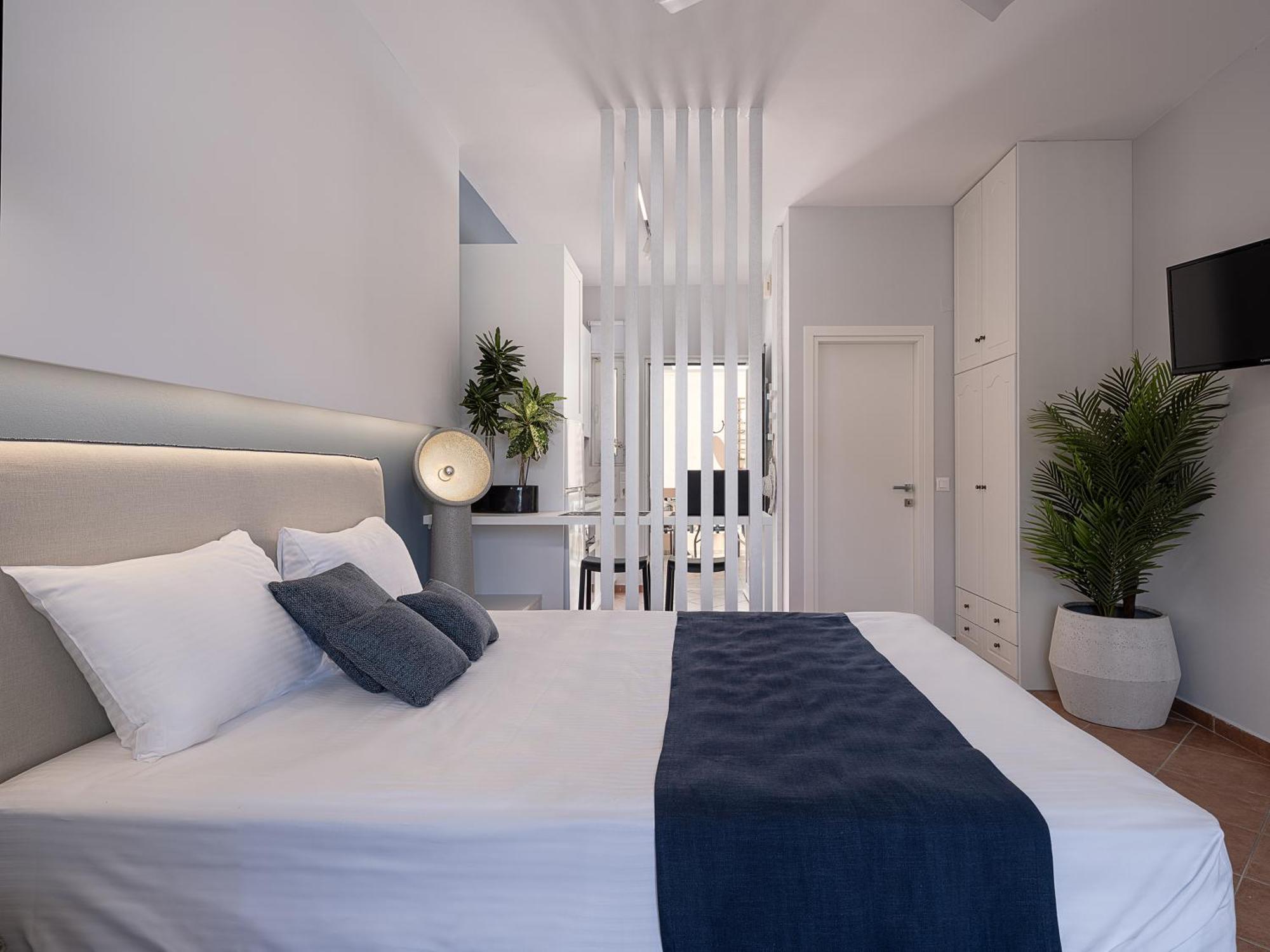 Elena Seafront Luxury Apartments Almirída Kültér fotó