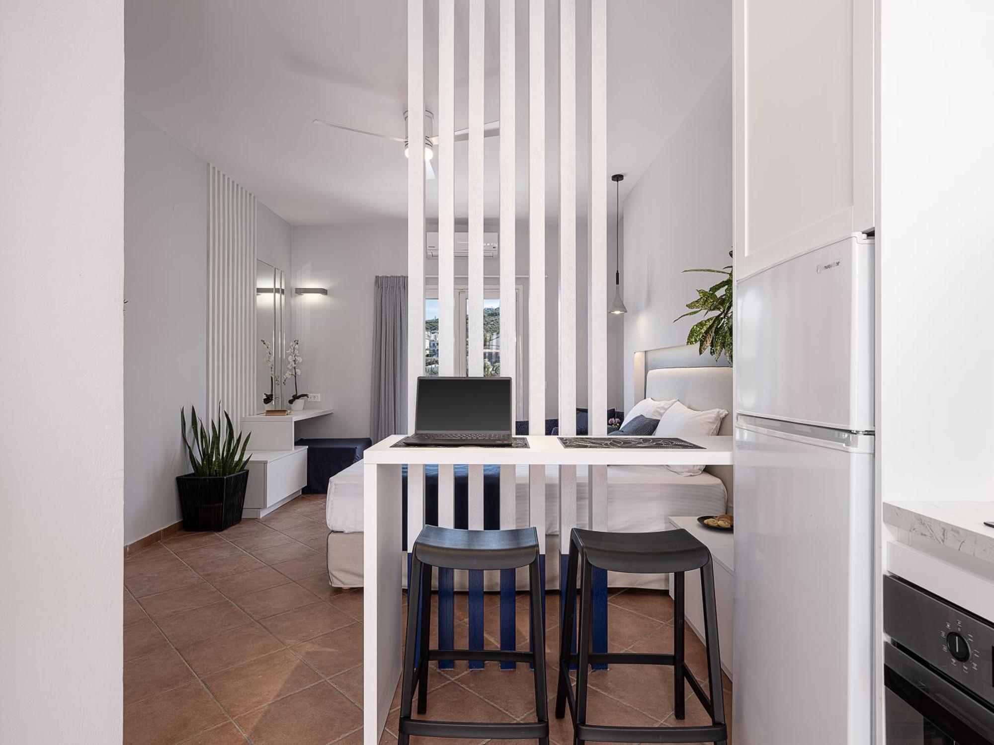 Elena Seafront Luxury Apartments Almirída Kültér fotó