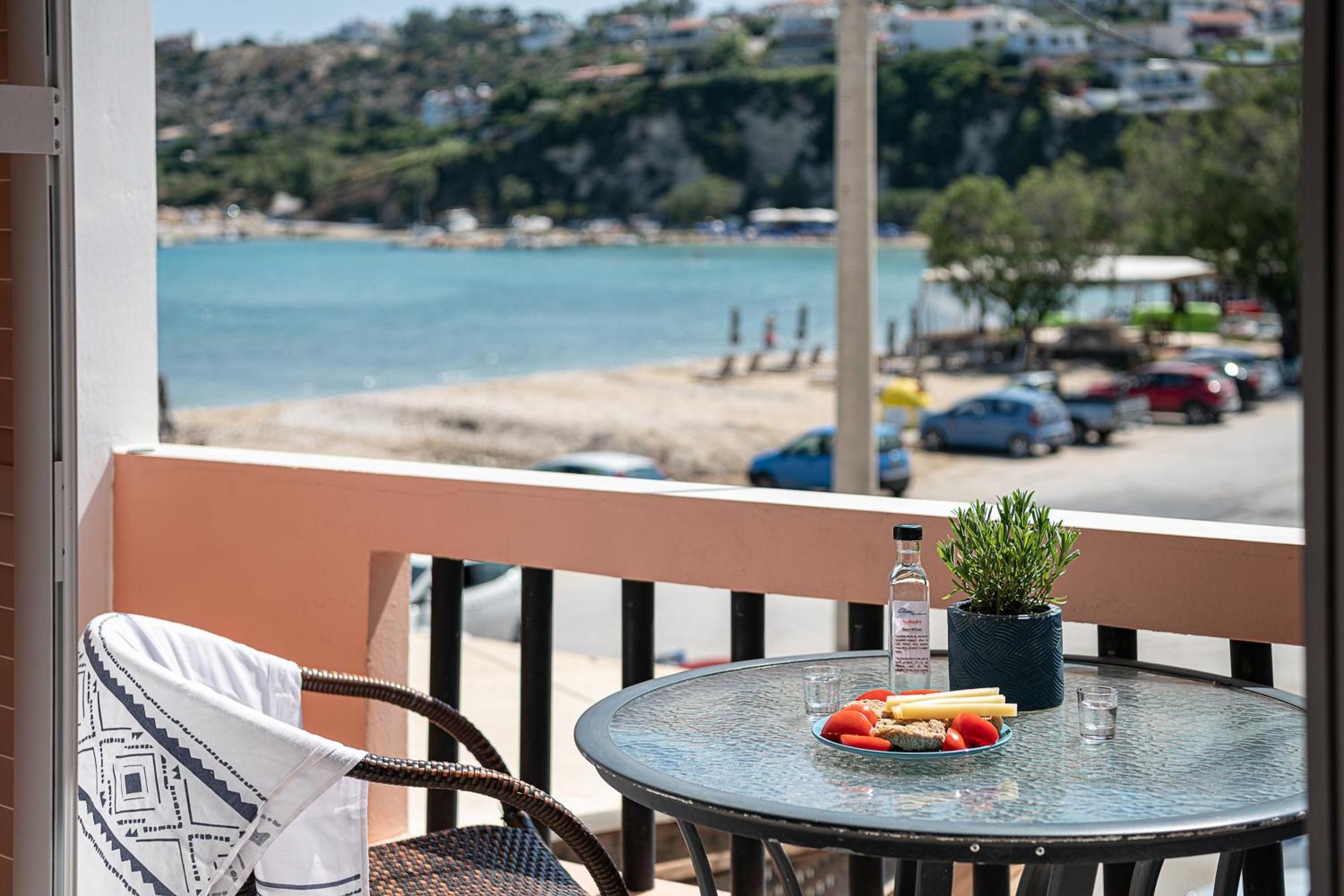 Elena Seafront Luxury Apartments Almirída Kültér fotó