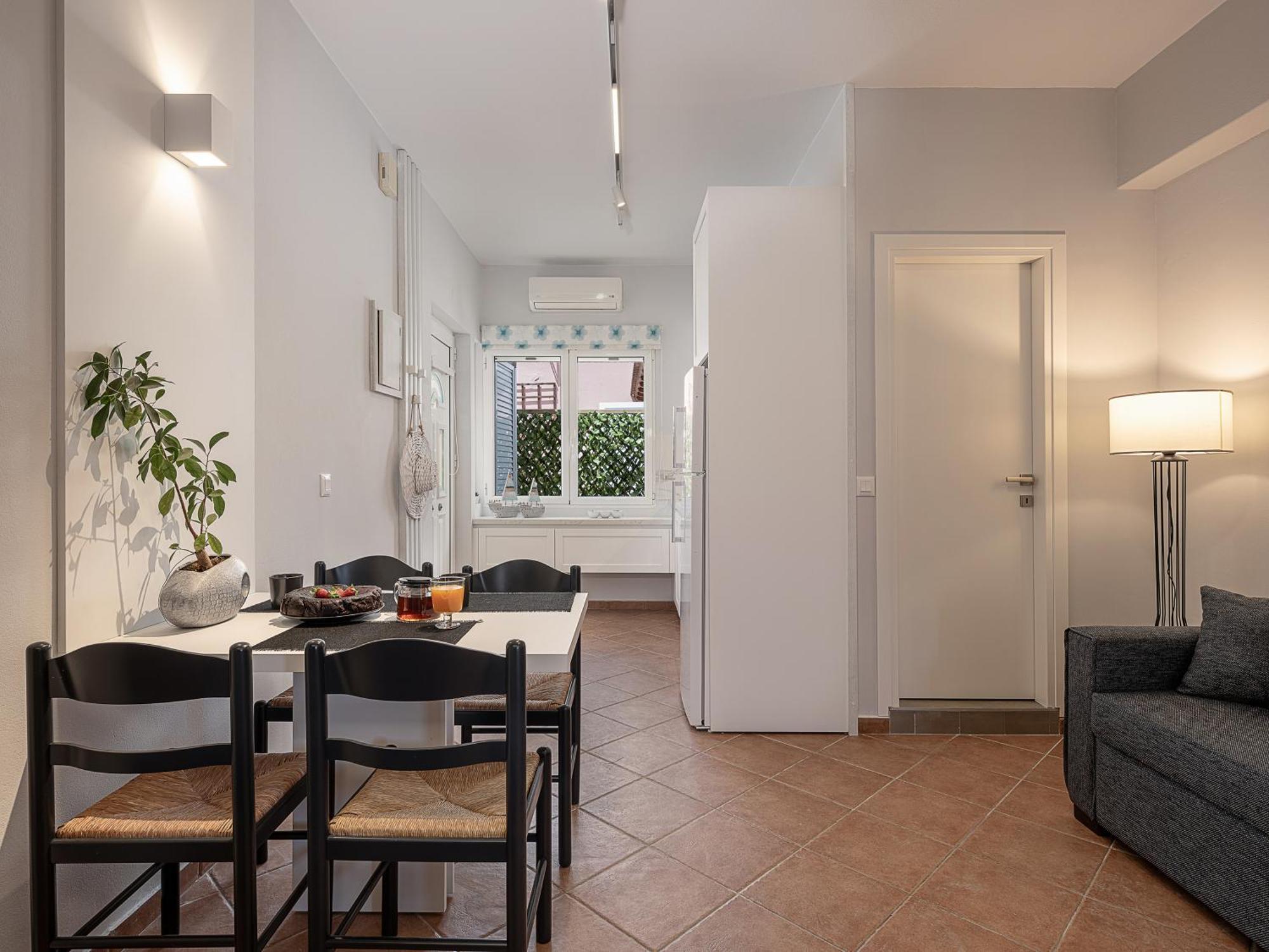 Elena Seafront Luxury Apartments Almirída Kültér fotó